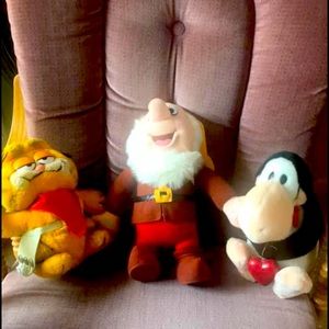Vintage Stuffed Animal Bundle